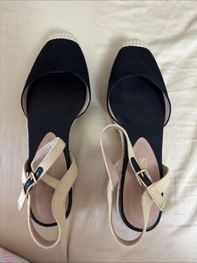 Black and Cream Women's Slingback Flats